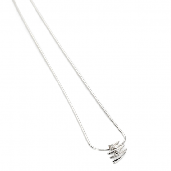 GALA DESIGN J0093 ZILVEREN COLLIER MET HANGER TOKYO GALA DESIGN J0093 ZILVEREN COLLIER MET HANGER TOKYO