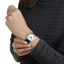 MONDAINE MSL.31110.LBV DAMESHORLOGE STAAL 31MM. PETITE CUSHION