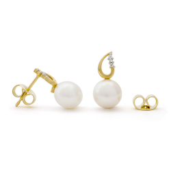 KOBU 23-721191 14 KRT. GOUD OORKNOPPEN ZOETWATERPARELS EN DIAMANT SUMMER