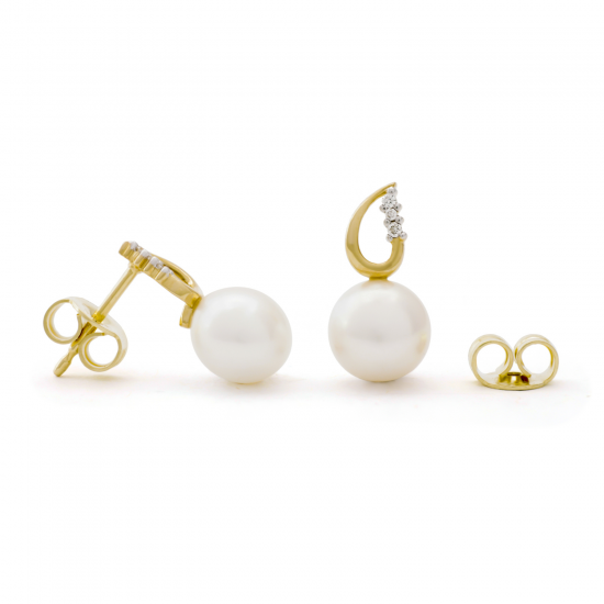 KOBU 23-721191 14 KRT. GOUD OORKNOPPEN ZOETWATERPARELS EN DIAMANT SUMMER KOBU 23-721191 14 KRT. GOUD OORKNOPPEN ZOETWATERPARELS EN DIAMANT SUMMER