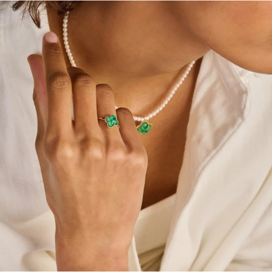 BLUSH 1269YMA GEELGOUDEN RING MET MALACHIET EN BERGKRISTAL BLUSH 1269YMA GEELGOUDEN RING MET MALACHIET EN BERGKRISTAL