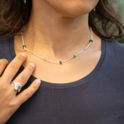 RABINOVICH 72302023 ZILVEREN COLLIER MET TURKOOIS -TOPAAS-APATIET-ZIRKONIA MINETTA