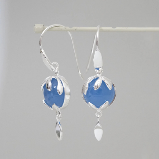 RABINOVICH 82304008 ZILVEREN OORHANGERS CHALCEDOON SERENITY RABINOVICH 82304008 ZILVEREN OORHANGERS CHALCEDOON SERENITY
