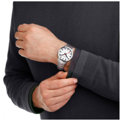 MONDAINE M660.30360.11SBJ HERENHORLOGE STAAL 40MM. CLASSIC