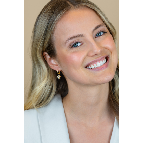 ZINZI ZICH2735Y VERGULD ZILVEREN OORRING HANGERS KLAVER MET ZIRKONIA