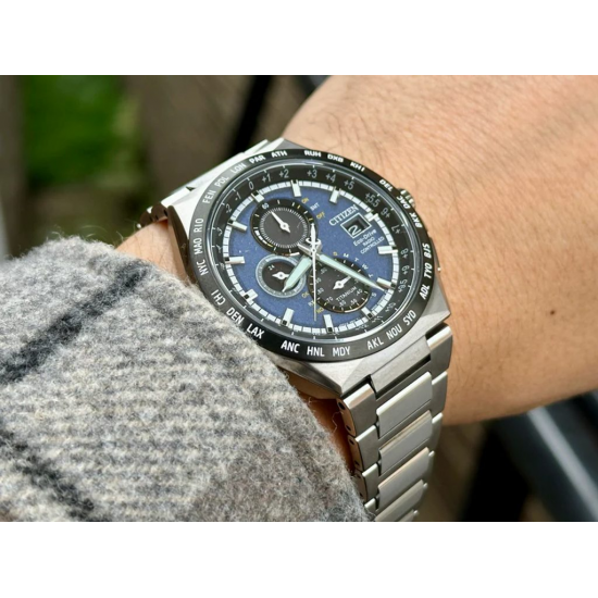 CITIZEN AT8234-85L HERENHORLOGE RADIO CONTROLLED ECO-DRIVE  TITANIUM