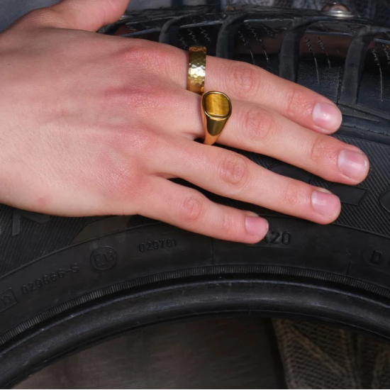 SON OF NOA 10890002862 VERGULD STALEN HERENRING MET GELE TIJGEROOG