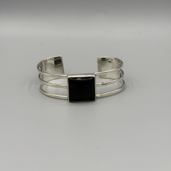 ZILVEREN KLEM ARMBAND MET ONYX