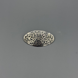 ZILVEREN BROCHE MET BLOEMMOTIEF