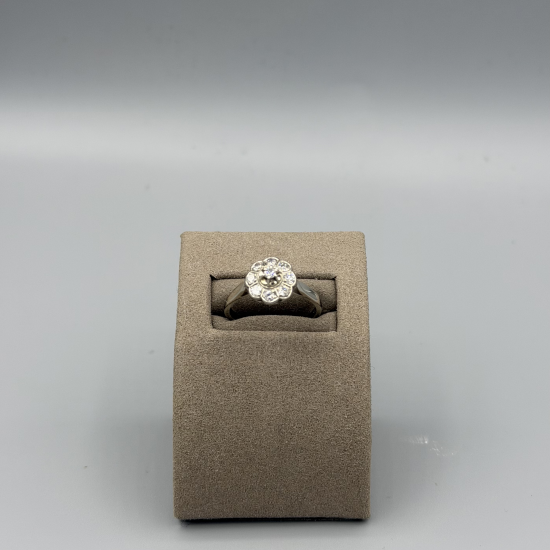 14KT WITGOUDEN ROZET RING