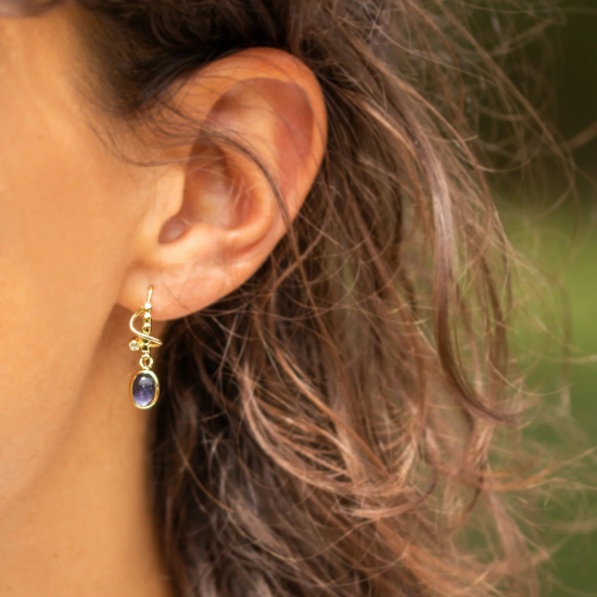 RABINOVICH 82404334 VERGULD ZILVEREN OORHANGERS MET IOLIET PURPLE RAIN