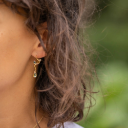 RABINOVICH 82704351 VERGULD ZILVEREN OORHANGERS MET BLAUWE KWARTS EN TOPAAS BLEND OF BLUE