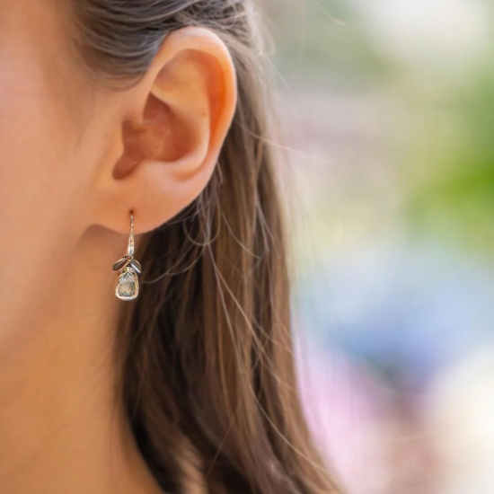 RABINOVICH 82004006 ZILVEREN OORHANGERS MET TOPAAS TWILIGHT