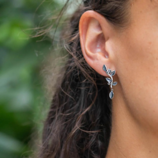 RABINOVICH 81604097 ZILVEREN OORHANGERS MET TOERMALIJN EN ZIRKONIA LEAF VINE