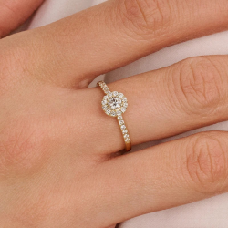 BLUSH LG1058Y GEELGOUDEN RING MET LAB GROWN DIAMOND 0.42CT