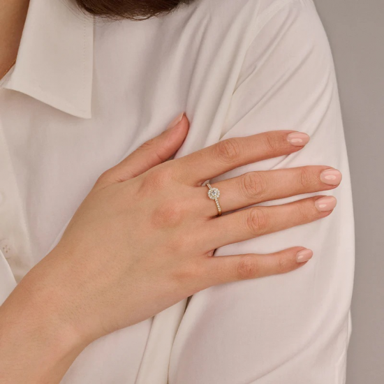 BLUSH LG1058Y GEELGOUDEN RING MET LAB GROWN DIAMOND 0.42CT