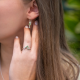 RABINOVICH 83203099 ZILVEREN RING MET SERPENTIJN, KWARTS, PERIDOOT EN TOPAAS SQUARE