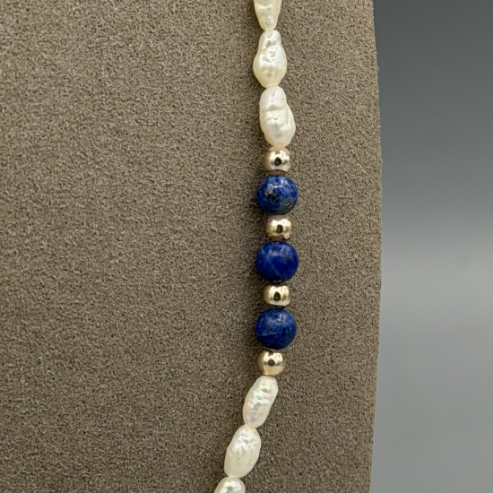 Parelcollier met Sodaliet en Doublé Accenten