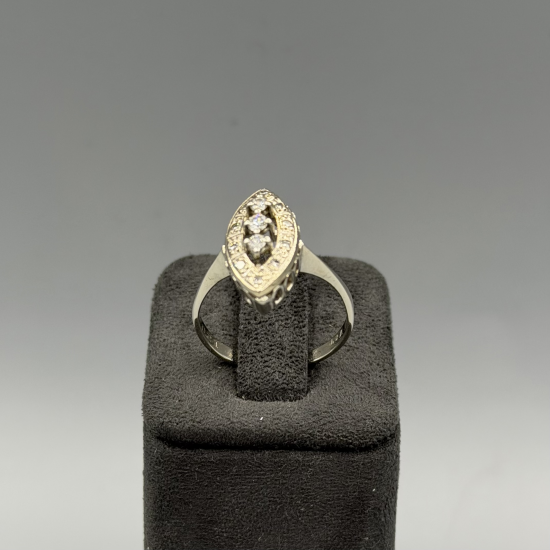 Witgouden Marquise-vormige Diamantring
