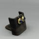 14K Gouden Oorbellen met Blauwe Synthetische Steen