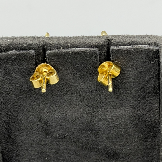 14K Gouden Oorknoppen met Diamant