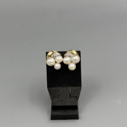 Gouden Oorstekers met Cultivé Parels & Diamant
