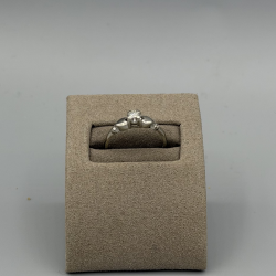 14KT Witgouden solitair ring met stenen