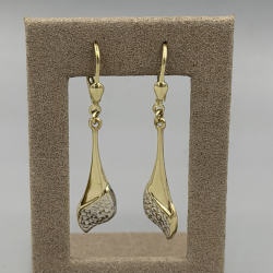Elegante Gouden Calla Lelie Oorhangers met Zirkonia