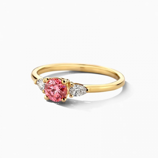 BLUSH LG1070Y GEELGOUDEN RING MET LAB GROWN DIAMOND 0.68CT