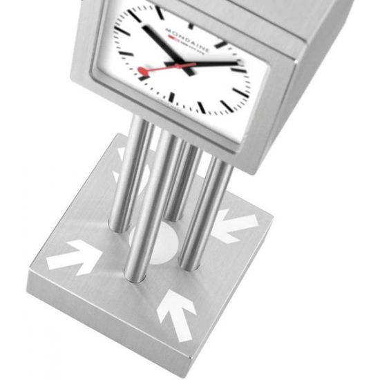 MONDAINE M660.MEET.81SBB TAFELKLOK ZURICH MEETING POINT