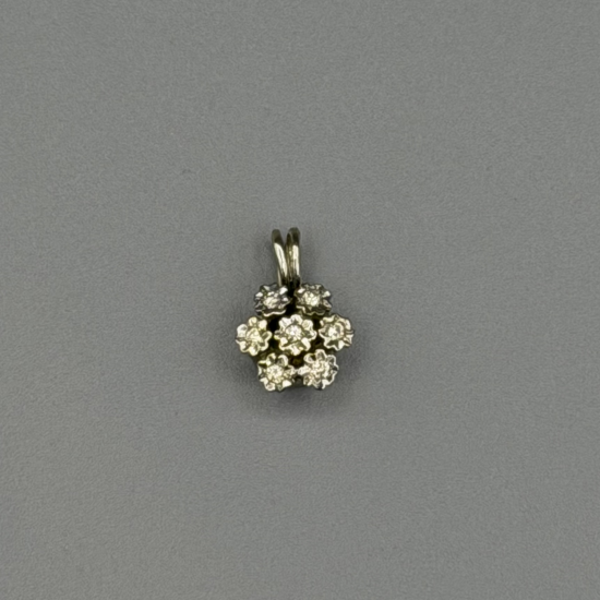 Schitterende 14k Witgouden Bloem Hanger met Diamant / Briljant