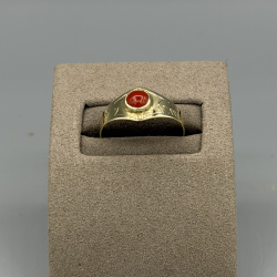 Klassieke 14k Gouden Vintage Ring met Rode Bloedkoraal
